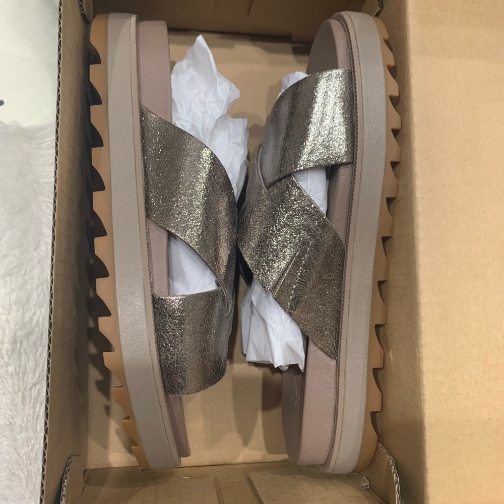 New Sorel women’s sandals.